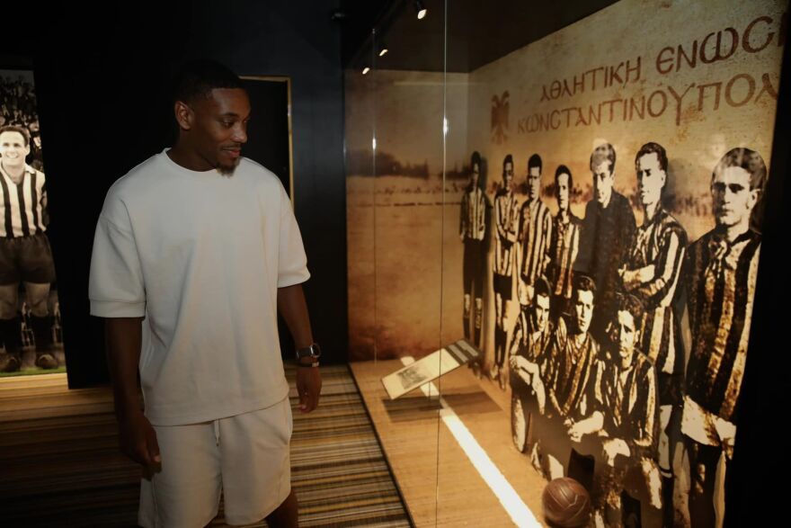 ΑΕΚ: Ο Μάριος Ηλιόπουλος στην OPAP Arena μαζί με τον Μαρσιάλ