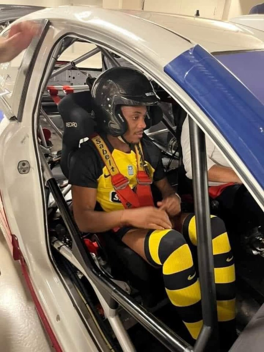 ΑΕΚ: Η viral φωτογραφία του Αντονί Μαρσιάλ ως συνοδηγός σε αγωνιστικό αυτοκίνητο 