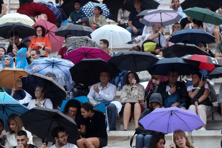 «Αθήνα 20 χρόνια μετά»: Η ΕΟΕ βράβευσε στο Παναθηναϊκό Στάδιο τους Ολυμπιονίκες, τους Παραολυμπιονίκες και τους Legends 2004 - Βίντεο, φωτογραφίες