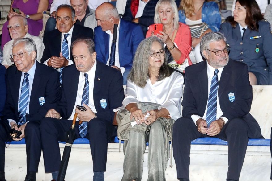 «Αθήνα 20 χρόνια μετά»: Η ΕΟΕ βράβευσε στο Παναθηναϊκό Στάδιο τους Ολυμπιονίκες, τους Παραολυμπιονίκες και τους Legends 2004 - Βίντεο, φωτογραφίες