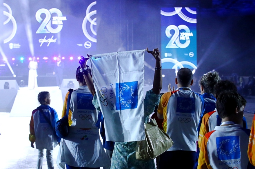 «Αθήνα 20 χρόνια μετά»: Η ΕΟΕ βράβευσε στο Παναθηναϊκό Στάδιο τους Ολυμπιονίκες, τους Παραολυμπιονίκες και τους Legends 2004 - Βίντεο, φωτογραφίες