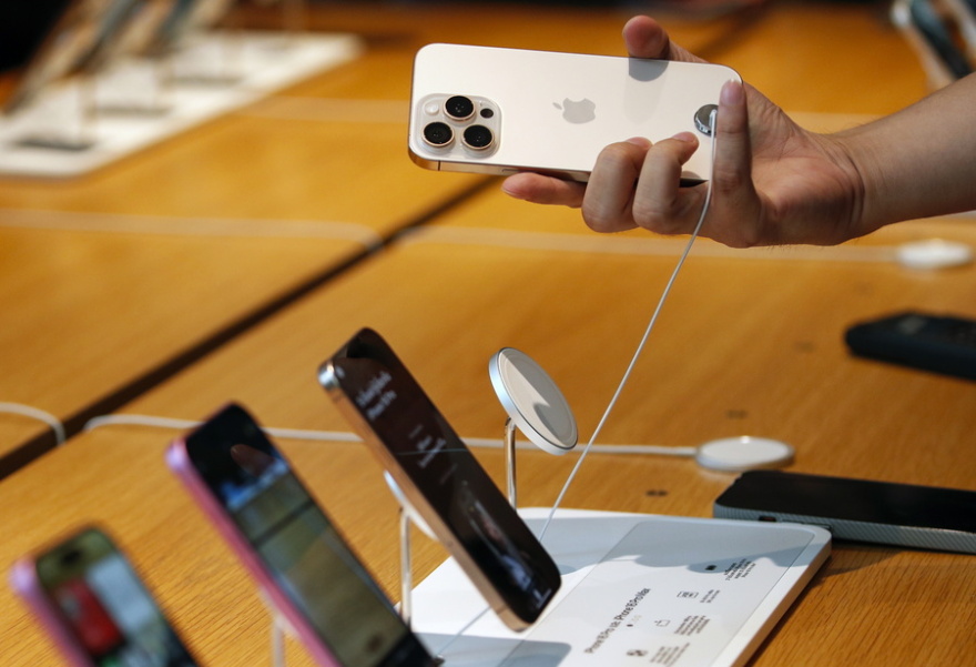 «Πλημμύρισε» η Ρωσία από iPhone 16 παρά τις απαγορεύσεις της Apple - Στα ύψη οι προπαραγγελίες