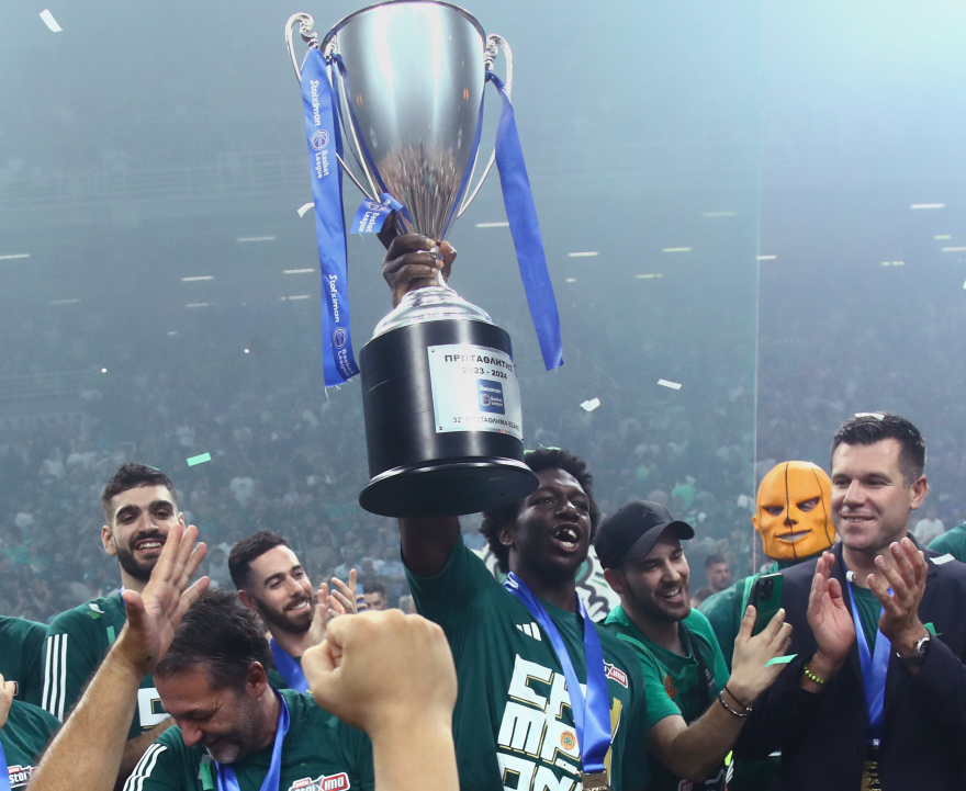 Παναθηναϊκός: Οπαδός του «χτύπησε» τατουάζ τον... φαφούτη Ναν και ξετρέλανε τον Αμερικανό - Βίντεο, φωτογραφία 