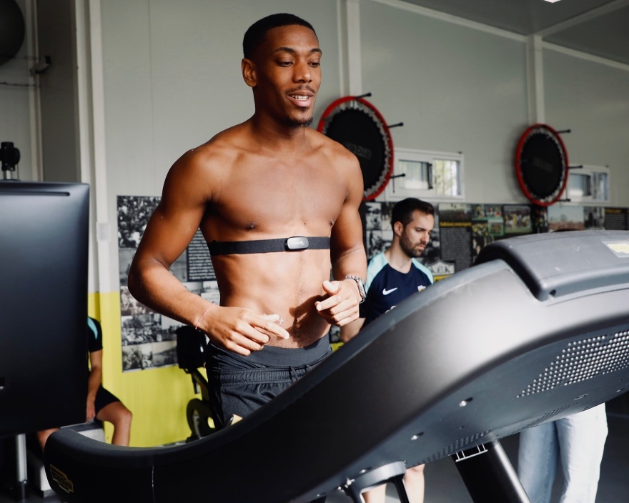 Μαρσιάλ: Υποδοχή με... φατούρο στα Σπάτα - Δείτε βίντεο