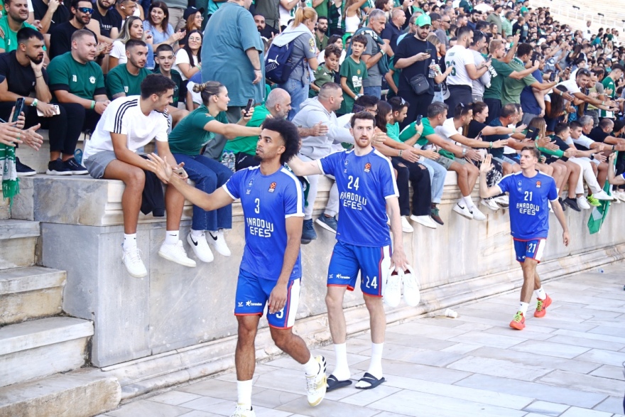 «Παύλος Γιαννακόπουλος»: Περισσότεροι από 35.000 φίλοι του Παναθηναϊκού στο Καλλιμάρμαρο- Αποθεώθηκαν Αταμάν, Ομπράντοβιτς 