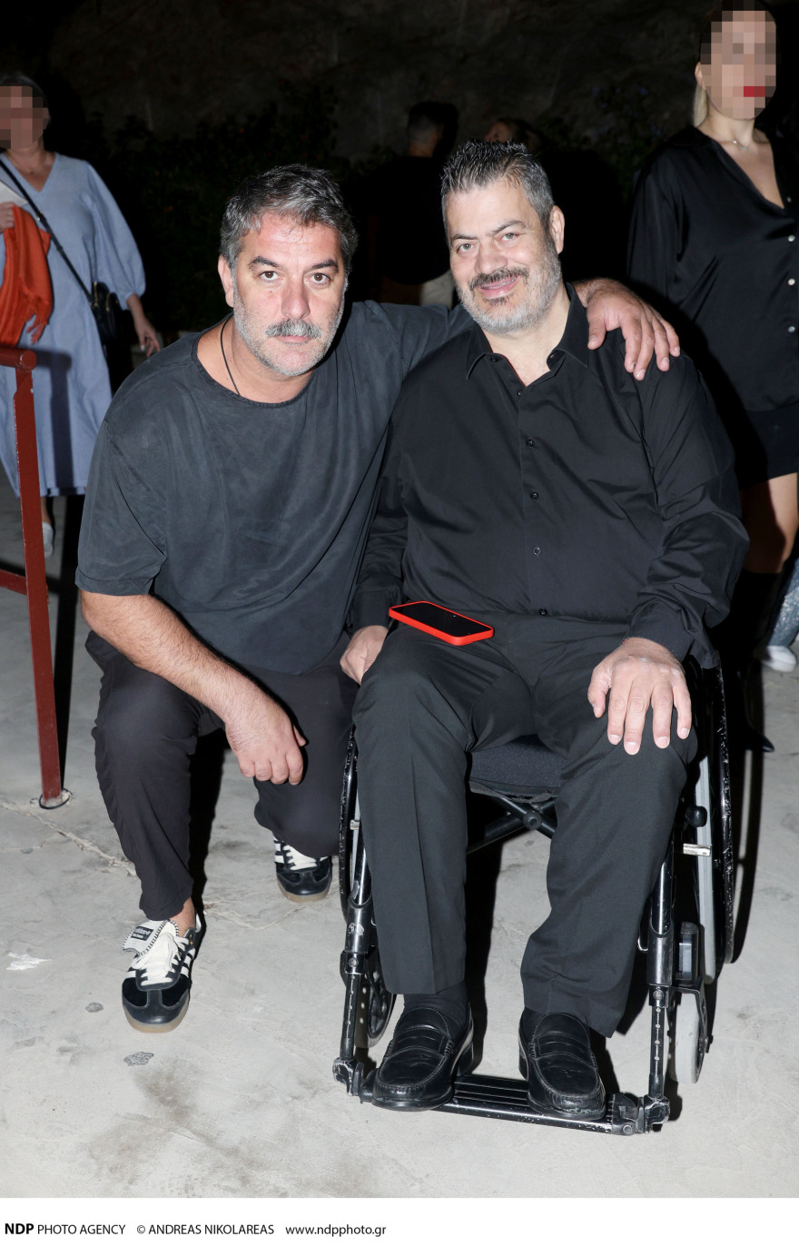 Δέσποινα Βανδή: Επέστρεψε στον Λυκαβηττό 21 χρόνια μετά - Κάποιοι από εσάς ήσασταν αγέννητοι το 2003, είπε