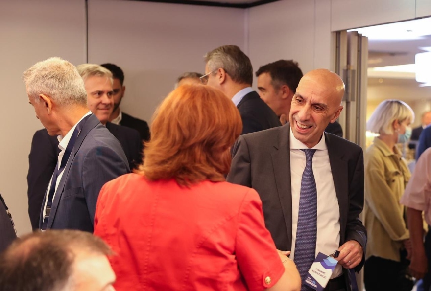 Γιάννης Μπρατάκος: Παρουσίασε τους υποψήφιους του συνδυασμού «Άλμα Μπροστά» στις εκλογές του ΕΒΕΑ