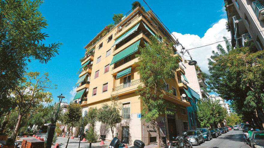 «Κληρονόμησαν» ρετιρέ με θέα στην Ακρόπολη και το... σκότωσαν για €25.000