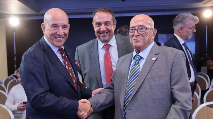 Μελίνα Τραυλού προς Εμάνουελ Γκριμάλντι: «Αποτελείς πρότυπο εθελοντισμού για όλους μας»