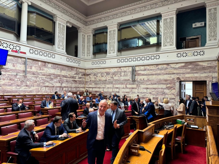 Κεραμέως: Ενημερώνει τους βουλευτές της ΝΔ για τις νομοθετικές πρωτοβουλίες του υπουργείου Εργασίας