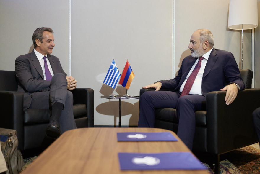 Συνάντηση Μητσοτάκη με Μαχμούντ Αμπάς στη Νέα Υόρκη: Ανάγκη άμεσης κατάπαυσης του πυρός