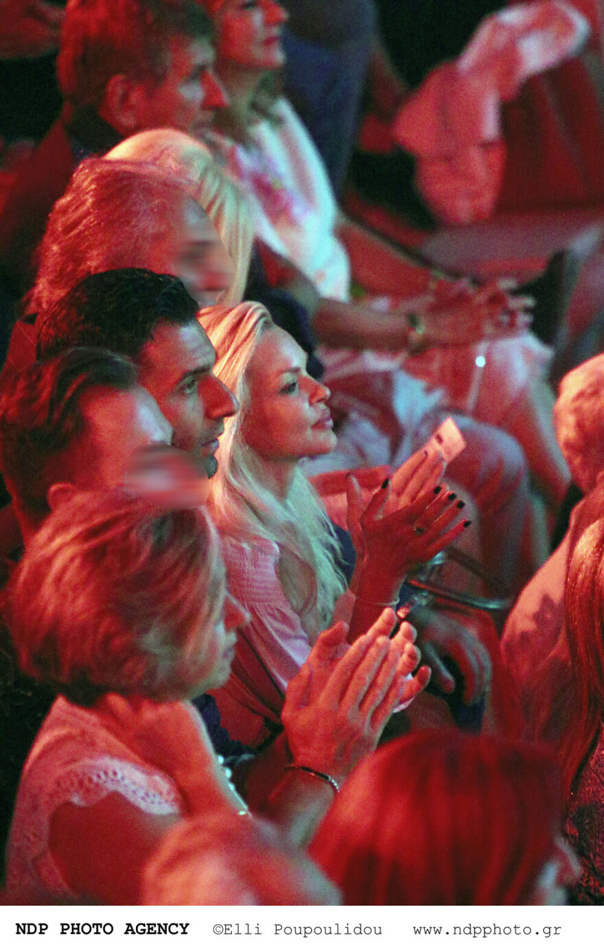 Γιώργος Τζαβέλλας - Βίκυ Κάβουρα: Πήγαν σε συναυλία 