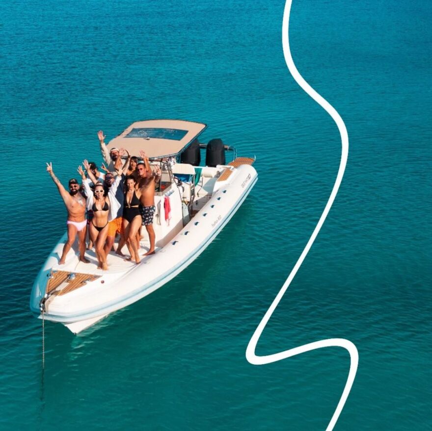 Κρυσταλλία: Ο καλός καιρός έκανε την τραγουδίστρια να αναπολήσει τις βουτιές της με μπικίνι στη θάλασσα