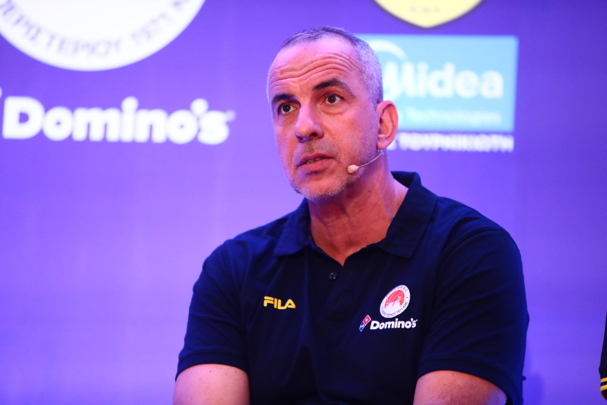 Σλούκας: Να έχουμε τα πόδια μας στη γη - Πανανικολάου: Ιδιαίτερη η φετινή σεζόν για τον Ολυμπιακό 