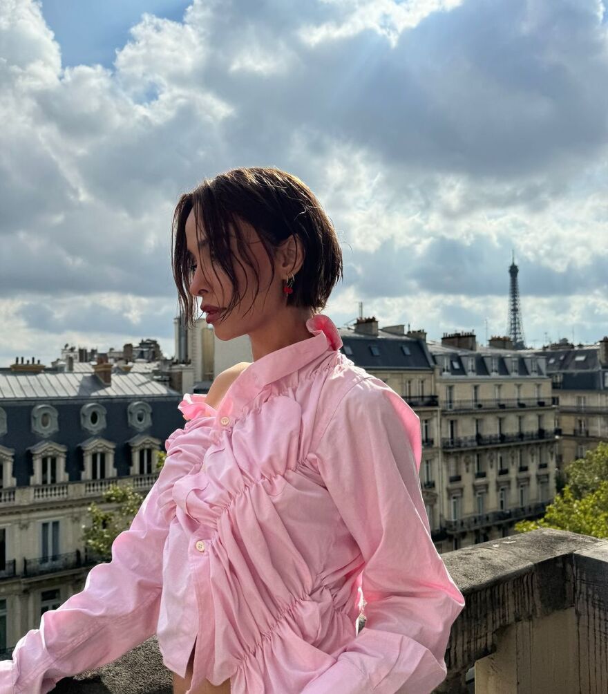 Ελένη Φουρέιρα: Ντύθηκε «μακαρόν φράουλα» και προκάλεσε την έκπληξη της Μαρίνας Σάττι