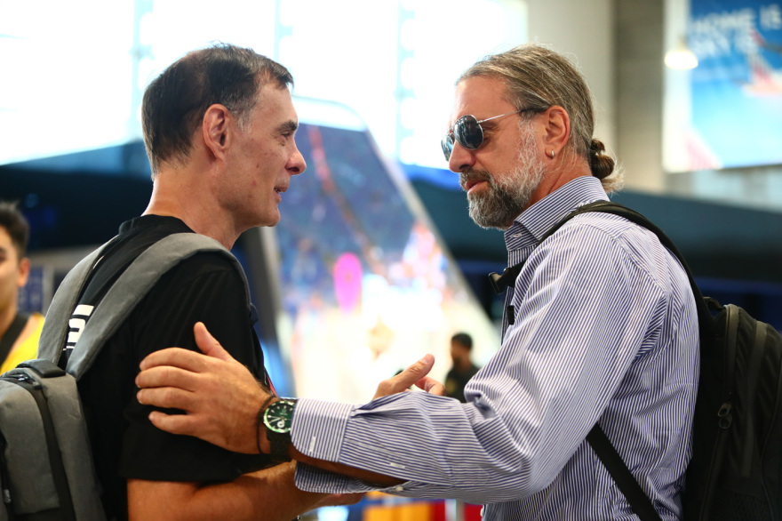 Ολυμπιακός και Παναθηναϊκός πέταξαν μαζί για το Super Cup στη Ρόδο