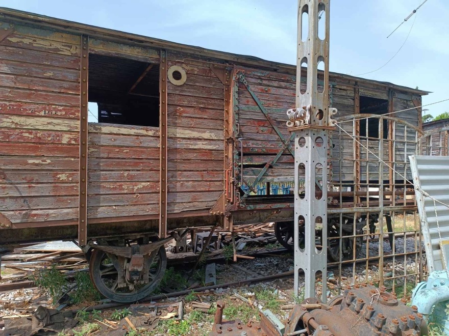 Επισκευή δύο ιστορικών βαγονιών που μετέφεραν Εβραίους πολίτες από τη Θεσσαλονίκη στα κρεματόρια του Άουσβιτς - Δείτε φωτογραφίες