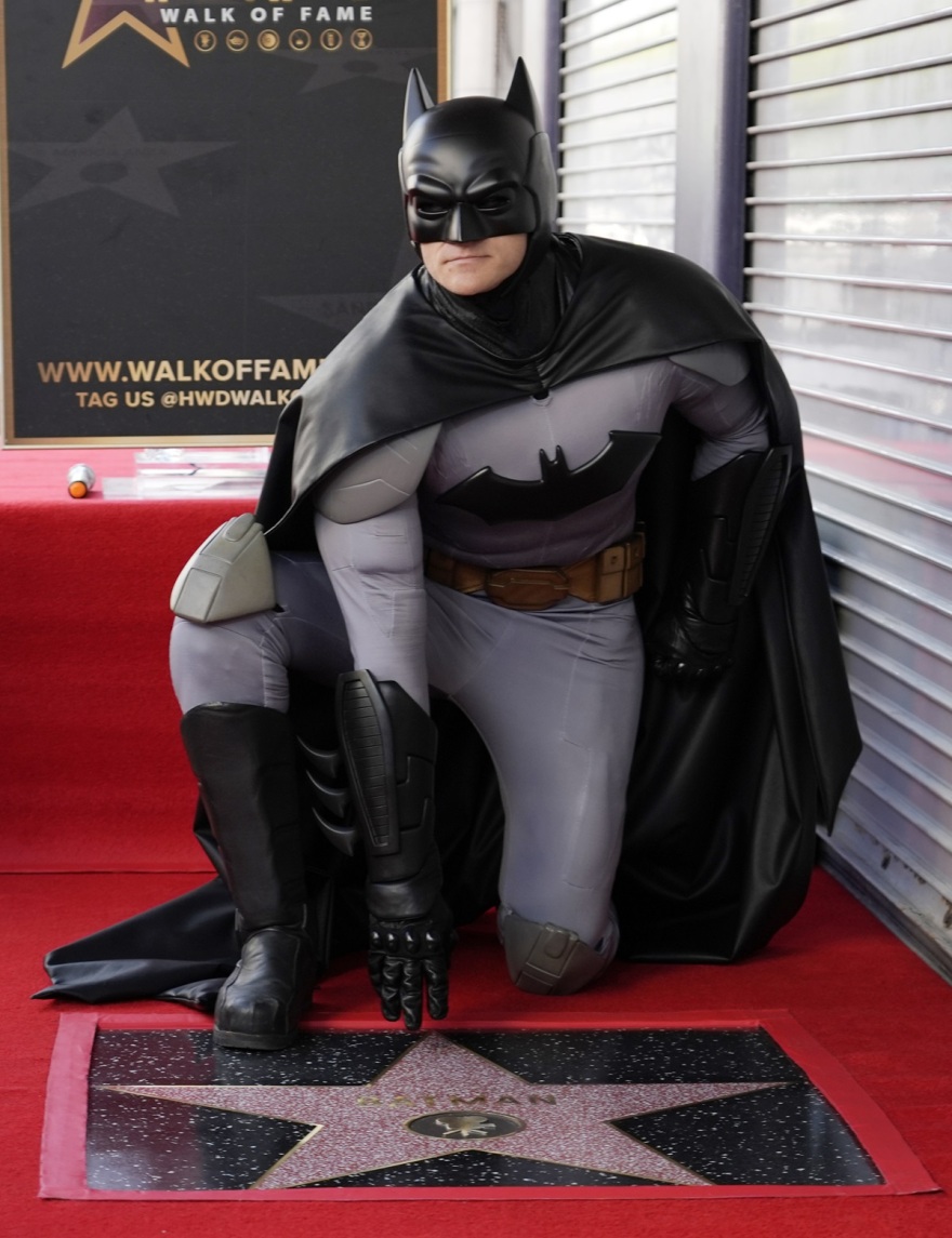 Ο Μπάτμαν είναι ο πρώτος υπερήρωας που απέκτησε αστέρι στη Λεωφόρο της Δόξας στο Χόλιγουντ