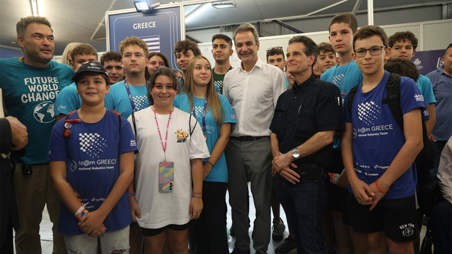 Μητσοτάκης: Επισκέφτηκε τον παγκόσμιο διαγωνισμό ρομποτικής «FIRST Global Challenge» - Βίντεο και φωτογραφίες