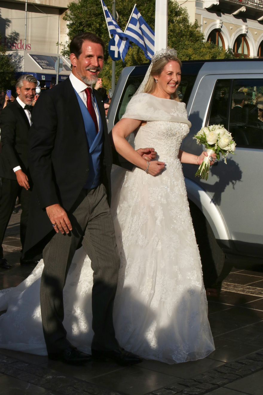 Βασιλικός γάμος στην Αθήνα - Η Θεοδώρα Γλύξμπουργκ παντρεύτηκε τον Μάθιου Κουμάρ - Δείτε βίντεο