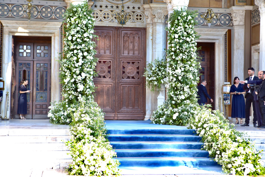 Βασιλικός γάμος στην Αθήνα - Η Θεοδώρα Γλύξμπουργκ παντρεύτηκε τον Μάθιου Κουμάρ - Δείτε βίντεο