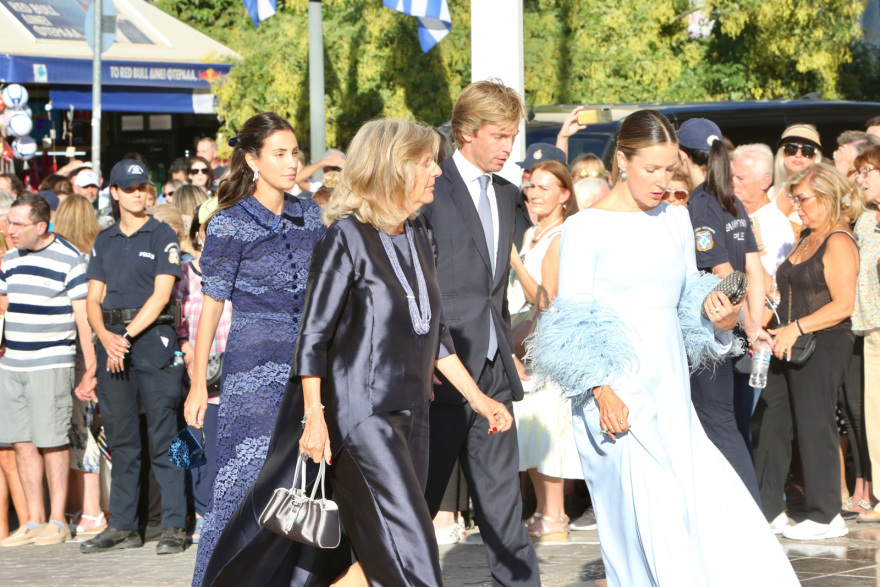 Βασιλικός γάμος στην Αθήνα - Η Θεοδώρα Γλύξμπουργκ παντρεύτηκε τον Μάθιου Κουμάρ - Δείτε βίντεο