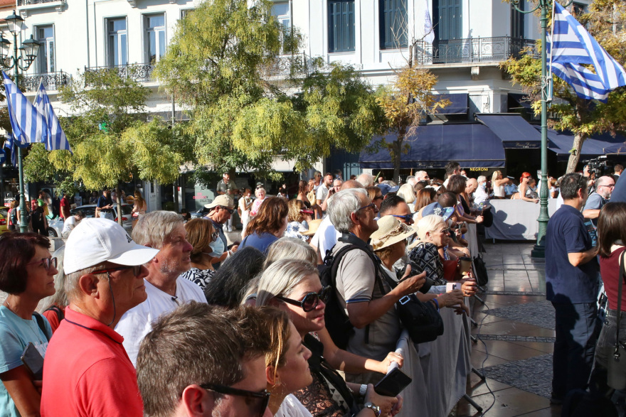 Βασιλικός γάμος στην Αθήνα - Η Θεοδώρα Γλύξμπουργκ παντρεύτηκε τον Μάθιου Κουμάρ - Δείτε βίντεο