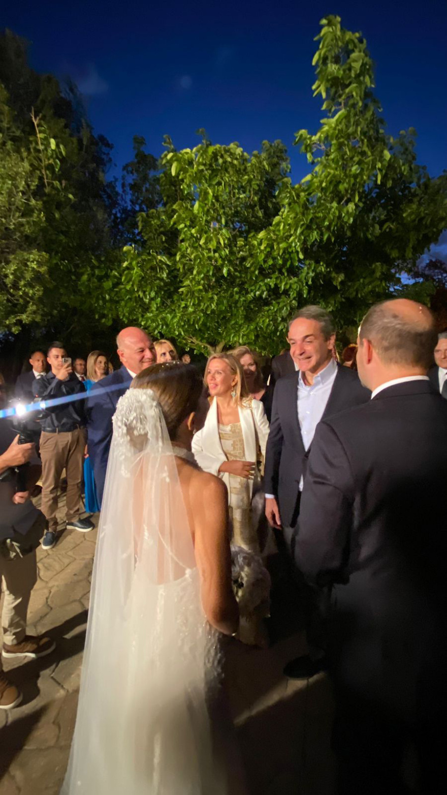 Παντρεύτηκε ο υφυπουργός Εξωτερικών Γιώργος Κώτσηρας - Στον γάμο ο Κυριάκος Μητσοτάκης, φωτογραφίες