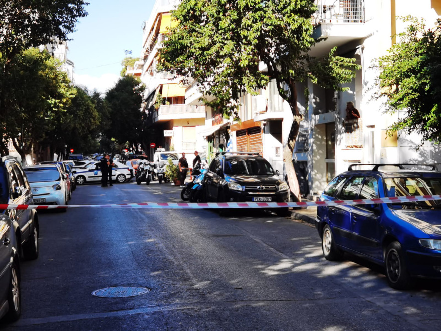 Πυροβολισμοί στον Κολωνό: Βγήκαν τα όπλα για προσωπικές διαφορές - Ένας τραυματίας, αναζητείται ο δράστης