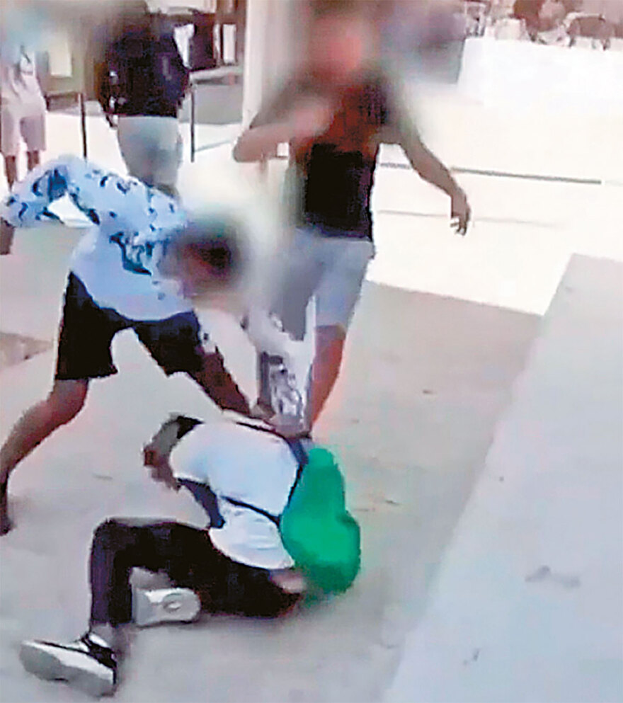 Στο υπουργικό μέτρα για τη βία ανηλίκων: Πρόστιμo στους γoνείς και στo αναμoρφωτήριo ακόμα και από τα 14 οι ανήλικοι