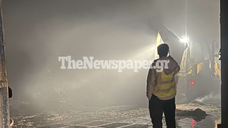 Έκαψε αποθήκες με λάδια και βιοντίζελ η μεγάλη φωτιά στην Β' ΒΙΠΕ Βόλου - Δείτε βίντεο και φωτογραφίες