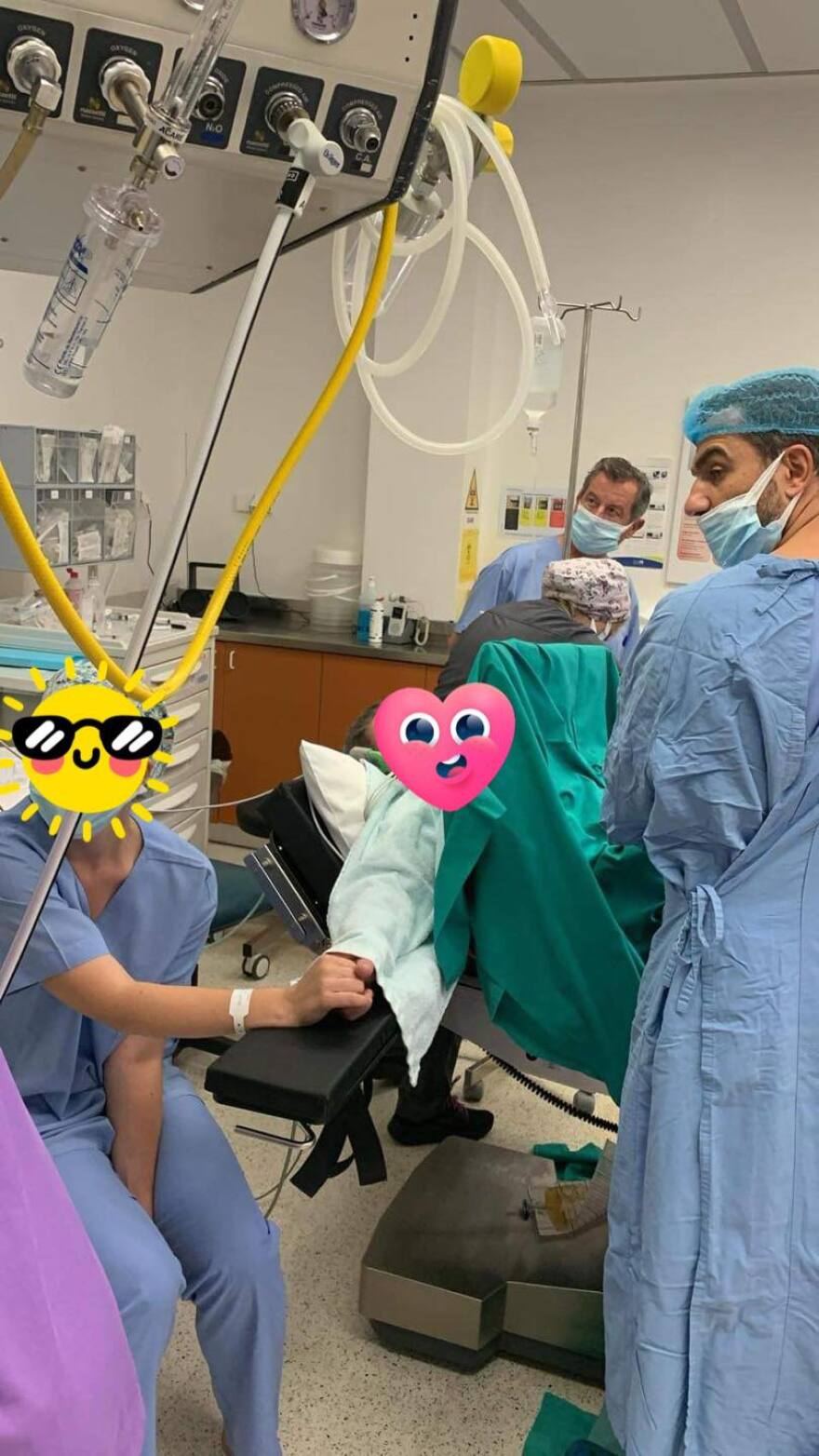 Γιαγιά στο Ηράκλειο γέννησε το εγγόνι της - «30 χρόνια περίμενα και φοβόμουν αυτή τη στιγμή»