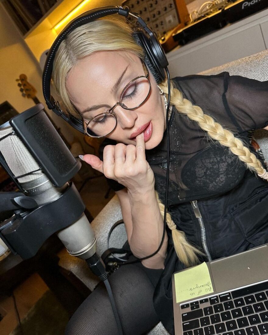 Μαντόνα: Η τραγουδίστρια και ο σύντροφός της πήγαν σε ποδοσφαιρικό αγώνα στο Λονδίνο