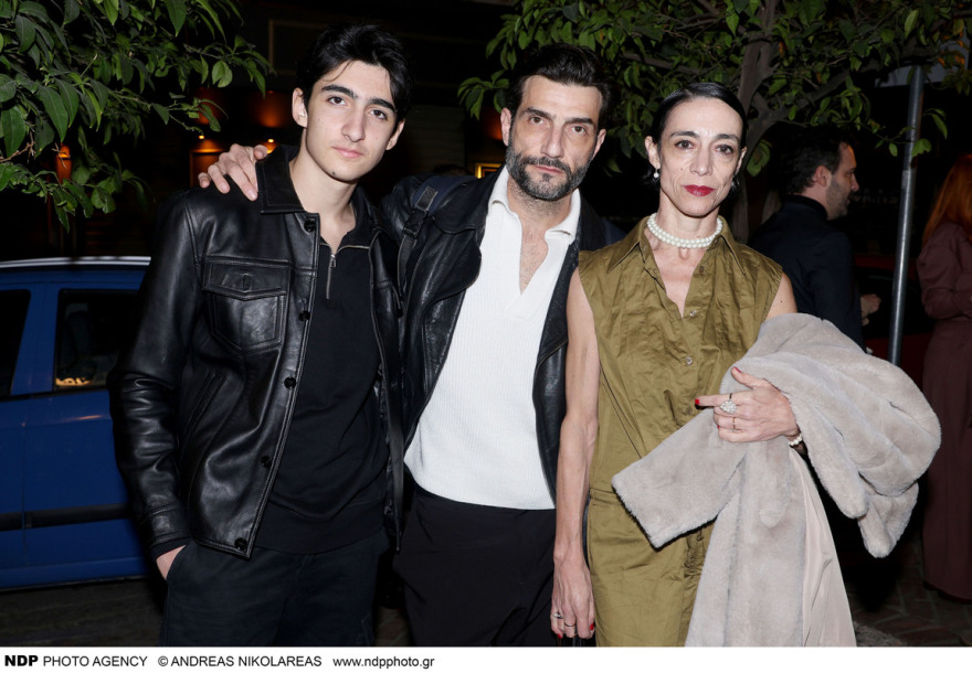 Έλενα Τοπαλίδου: Η μεγάλη αλλαγή που έκανε στην εμφάνισή της - Δείτε τις φωτογραφίες