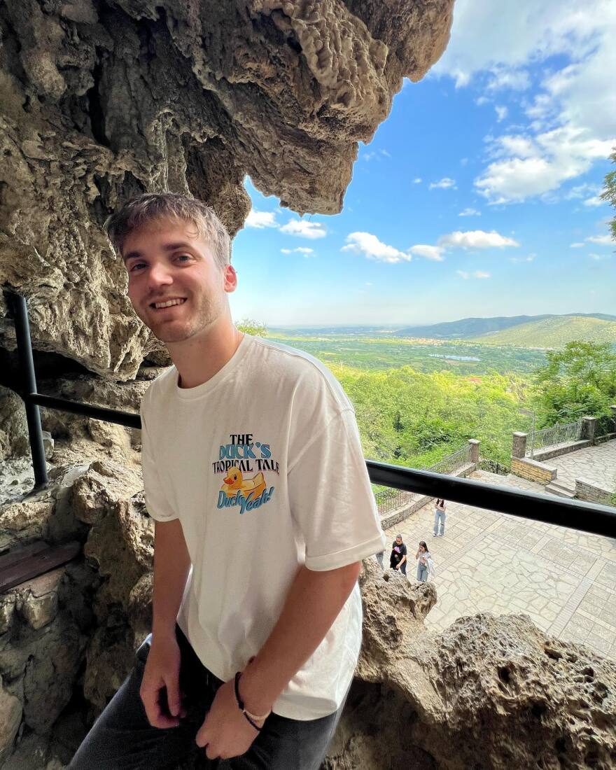 Ιωνάς Καρούσης: Ποιος ήταν ο 26χρονος που σκοτώθηκε στο Τελ Αβίβ, γνωστός νευροχειρουργός ο πατέρας του