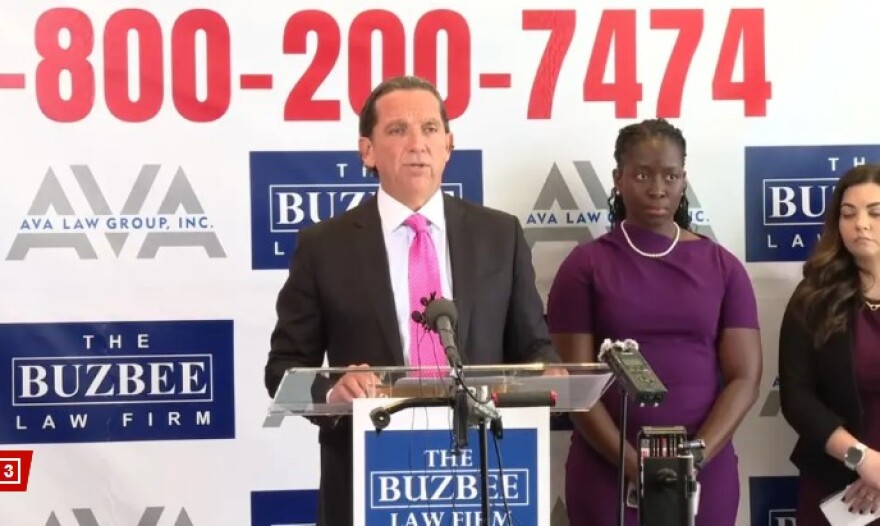 Diddy: Έφτιαξαν τηλεφωνική γραμμή για να βρουν θύματα που κακοποίησε σεξουαλικά - Οι κλήσεις ξεπέρασαν τις 12.000 σε μόλις 24 ώρες 