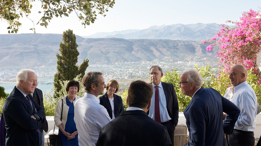 Ο Μητσοτάκης συναντήθηκε με Ρεπουμπλικανούς Γερουσιαστές στα Χανιά - Παρών ο Δένδιας