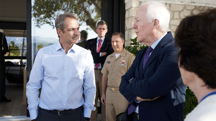 Ο Μητσοτάκης συναντήθηκε με Ρεπουμπλικανούς Γερουσιαστές στα Χανιά - Παρών ο Δένδιας