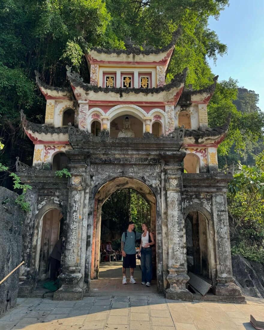 Ηλίας Μπόγδανος - Αλεξάνδρα Εξαρχοπούλου: Το φωτογραφικό άλμπουμ από το ταξίδι τους στο Βιετνάμ