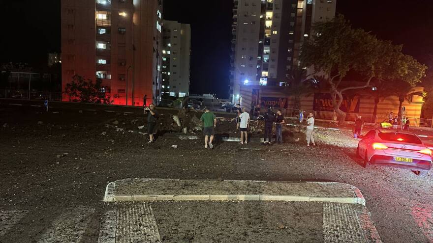 Η Χεζμπολάχ χτύπησε εστιατόριο στην Χάιφα, νέοι βομβαρδισμοί του Ισραήλ σε Λίβανο και Συρία - Δείτε βίντεο