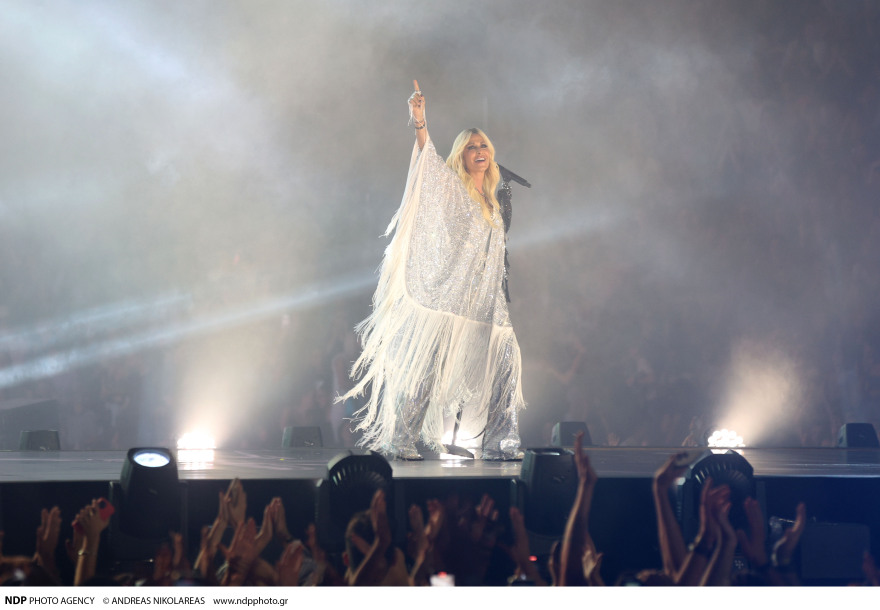 Άννα Βίσση: Δύο μήνες χρειάστηκαν για να ετοιμαστούν τα ρούχα που φόρεσε στο Καλλιμάρμαρο