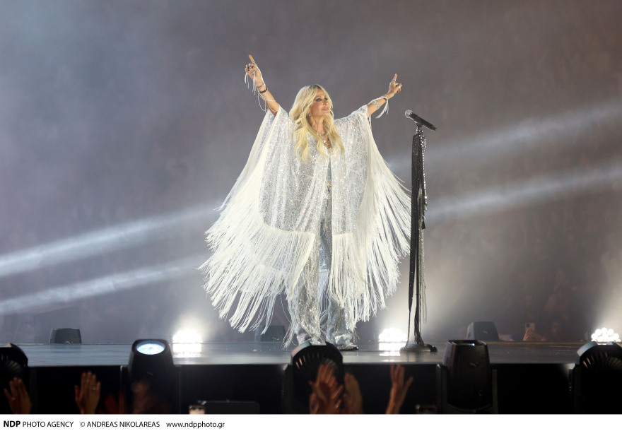 Άννα Βίσση: Δύο μήνες χρειάστηκαν για να ετοιμαστούν τα ρούχα που φόρεσε στο Καλλιμάρμαρο