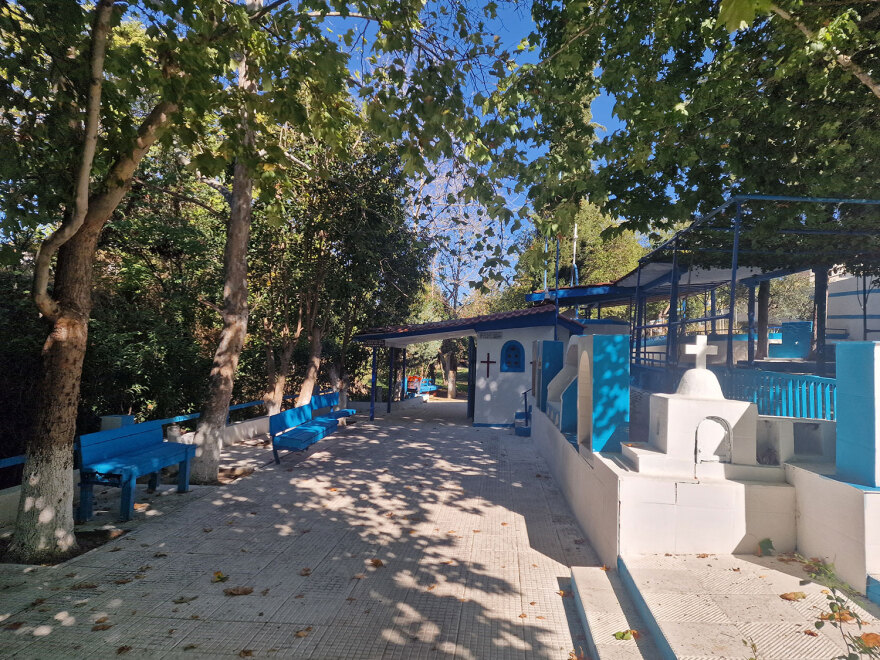 Θεσσαλονίκη: «Την χτυπούσαν για ώρες και την ανάγκασαν να καπνίσει κάνναβη», λέει η μητέρα της 13χρονης που ξυλοκόπησαν ανήλικες (βίντεο)