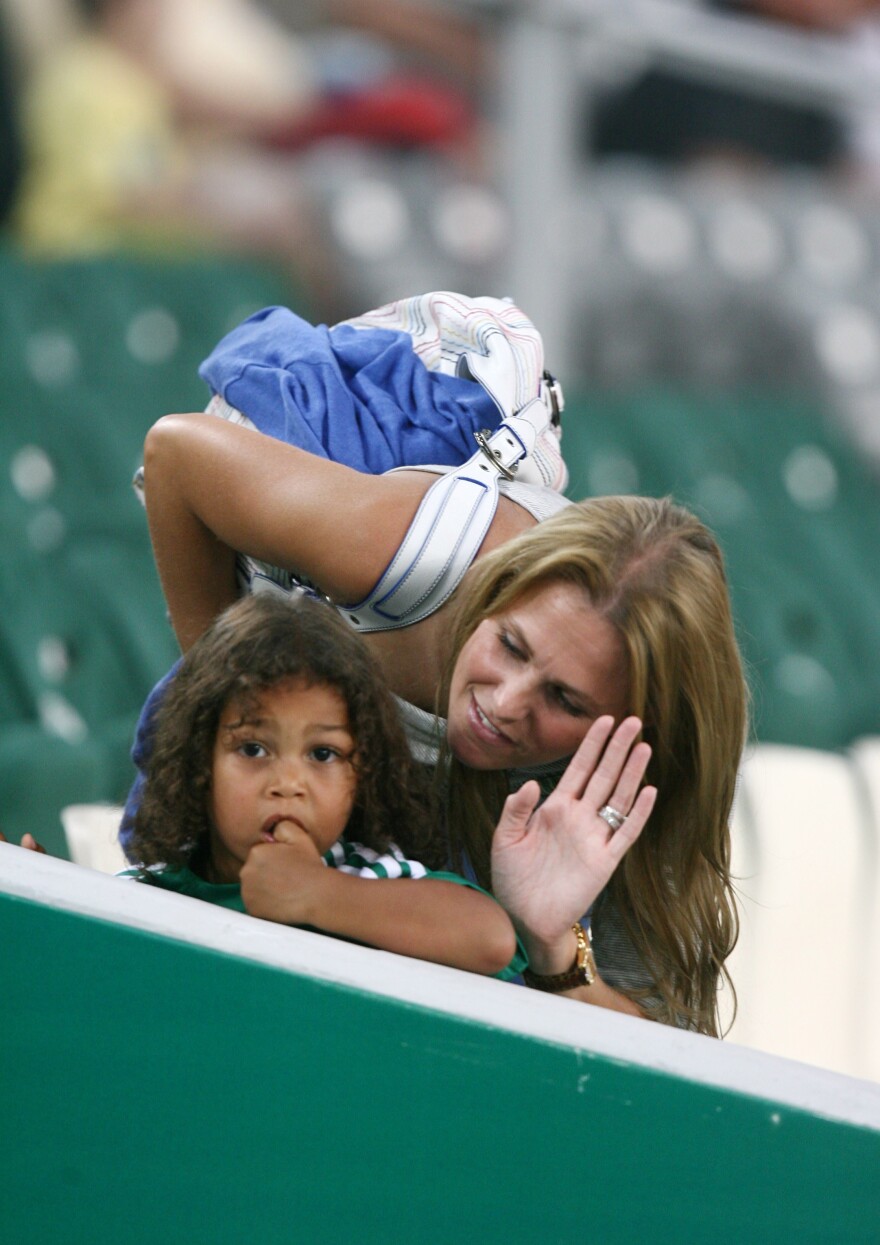 Τζιμπρίλ Σισέ: Ο γιος του έκανε ντεμπούτο με την ανδρική ομάδα της Νοτς Κάουντι - Φωτογραφίες