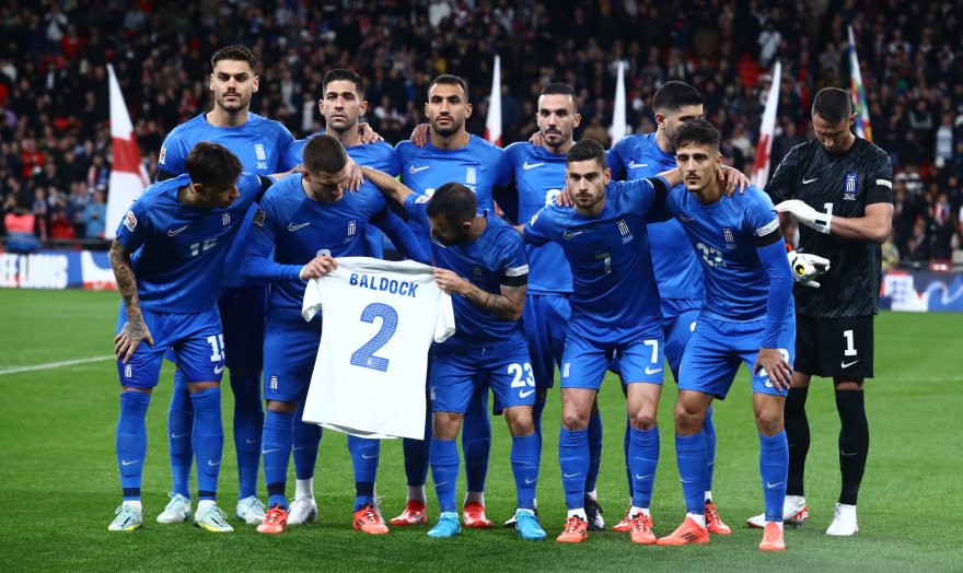 Αγγλία - Ελλάδα: Συγκίνηση και χειροκρότημα για τον Μπάλντοκ στο Γουέμπλεϊ - Κρατήθηκε ενός λεπτού σιγή - Βίντεο, φωτογραφίες 