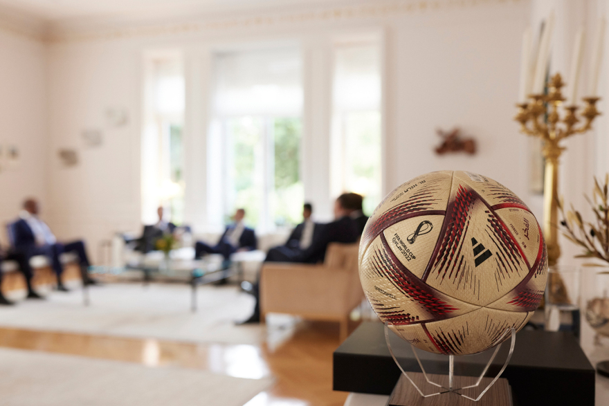 Μητσοτάκης: Συναντήθηκε με τον πρόεδρο της UEFA στο Μαξίμου - Εύσημα για την πρόοδο της Ελλάδας κατά της οπαδικής βίας