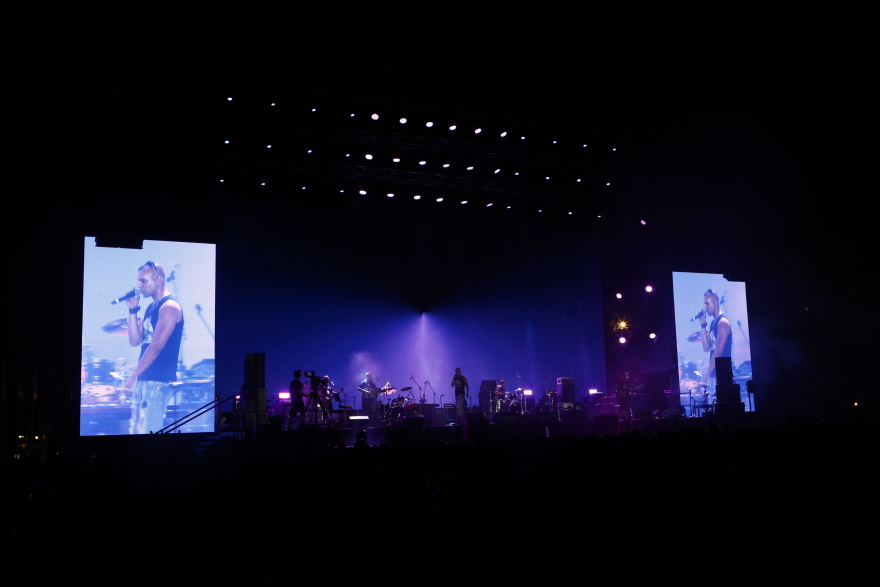 Τέμπη: Πλήθος κόσμου στο Καλλιμάρμαρο για τη μεγάλη συναυλία  - Δείτε βίντεο και φωτογραφίες