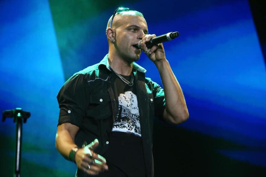 Τέμπη: Πλήθος κόσμου στο Καλλιμάρμαρο για τη μεγάλη συναυλία  - Δείτε βίντεο και φωτογραφίες