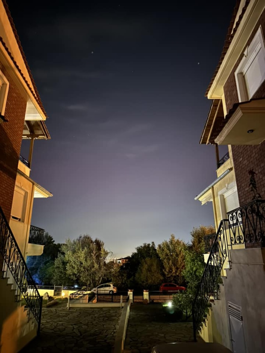 Το σέλας από την ηλιακή καταιγίδα έφτασε μέχρι την Ελλάδα - Ο ουρανός βάφτηκε κόκκινος