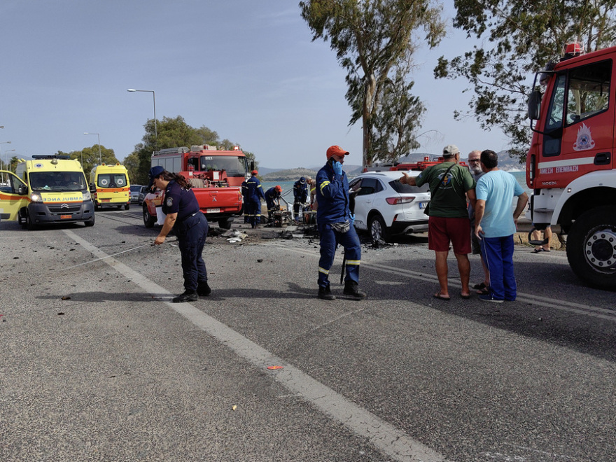 Αργολίδα: Ένας νεκρός και τρεις τραυματίες έπειτα από τη σύγκρουση τριών οχημάτων - Δείτε φωτογραφίες